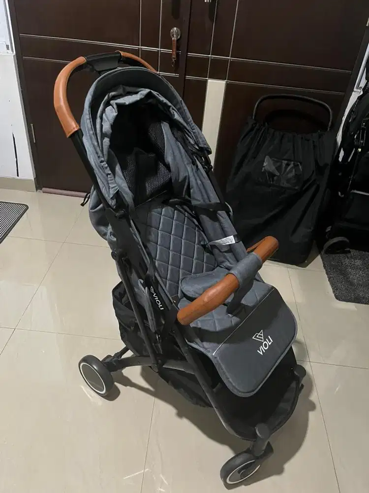 Stroller Violi Traveller Baru 2x Pakai
