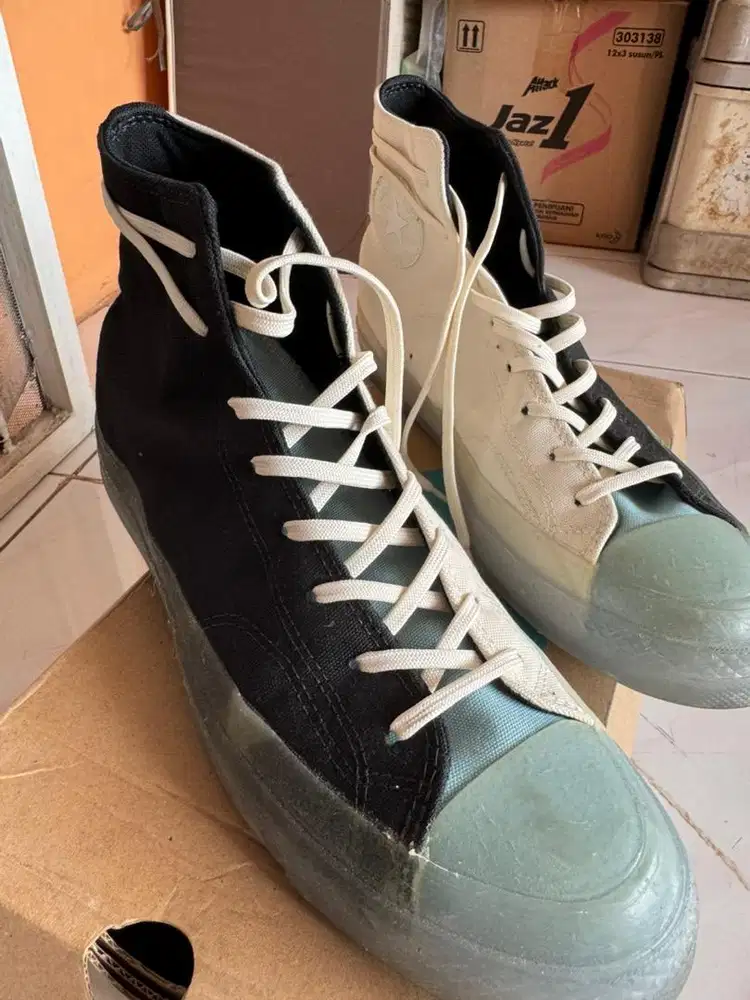 Sepatu converse chuck 70hi