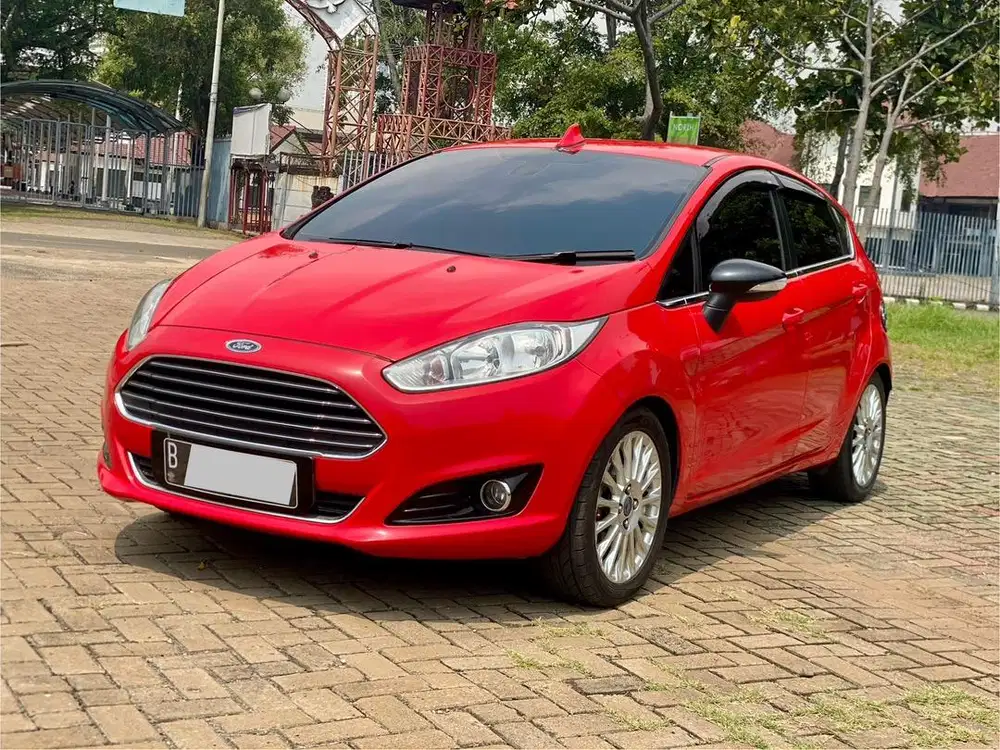 FORD FIESTA 1.5 S AT MERAH 2013