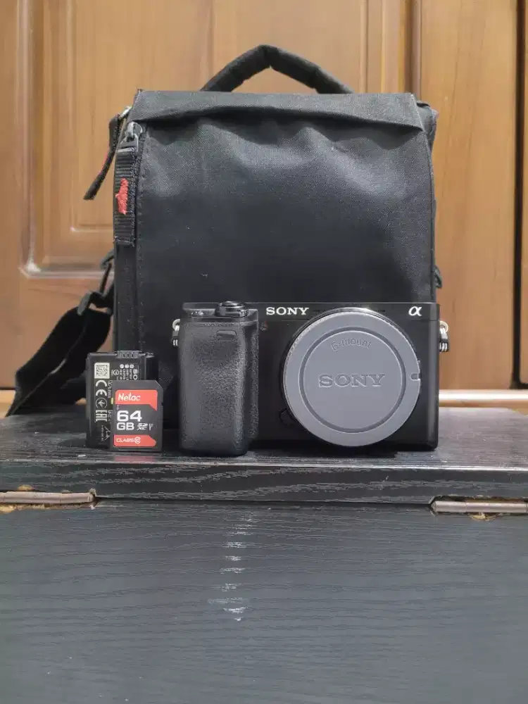 SONY a6400 MULUS!! MURAH!! BONUS!!