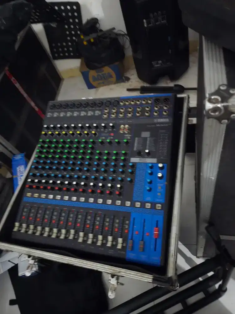 Mixer Yamaha mg 16xu