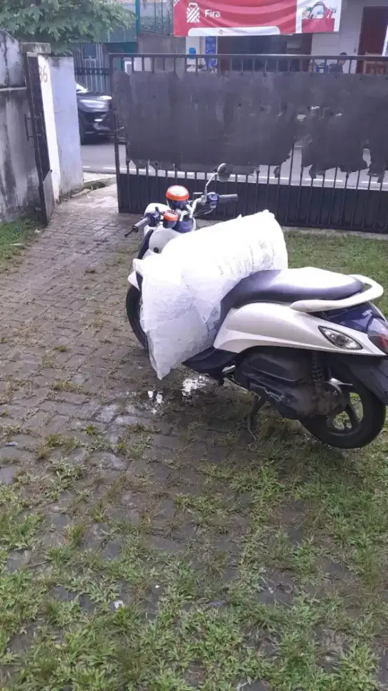 LOWONGAN KERJA DRIVER KURIR ES DIBAYAR HARIAN BEBAS PILIH JAM KERJA