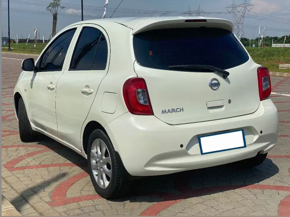 Nissan March 2014 Bensin