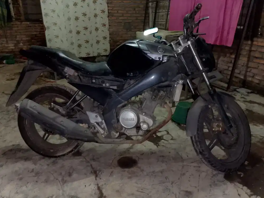 Judul:
Yamaha Vixion 2014 Neo – .
