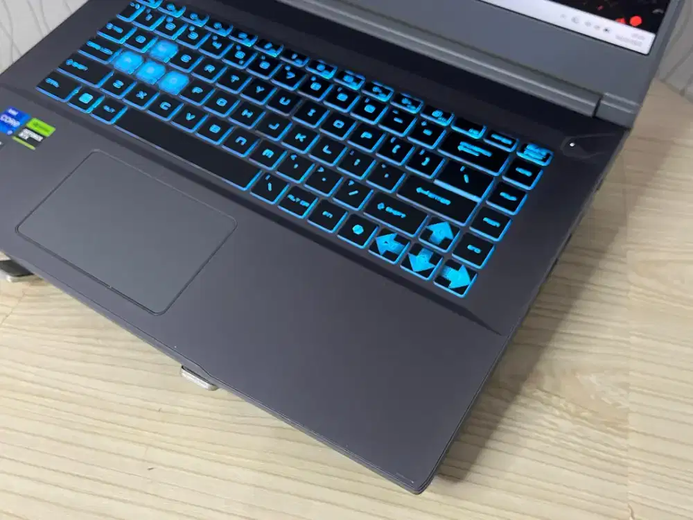 MSI thin 15 intel i7 gen 13 ram 8/512 rtx 3050 mulus normal siap pakai