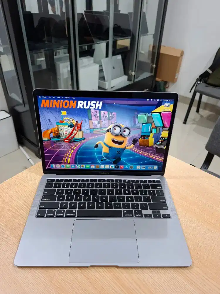 Macbook Air 2020 i5 8/512