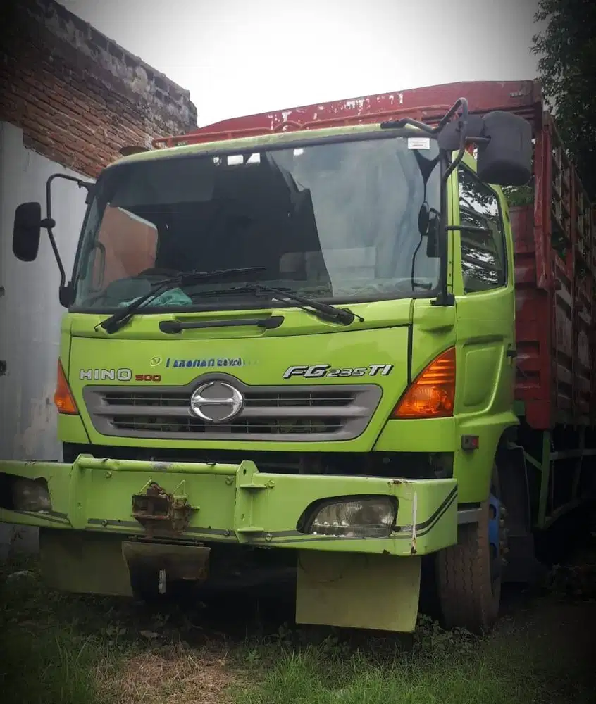 DIJUAL TRUK HINO FG235TI