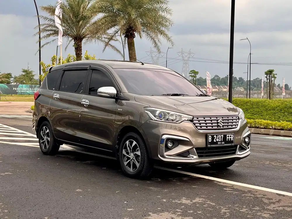 Suzuki Ertiga GX AT 2021
Coklat Metalik (Metalik Magma Gray)