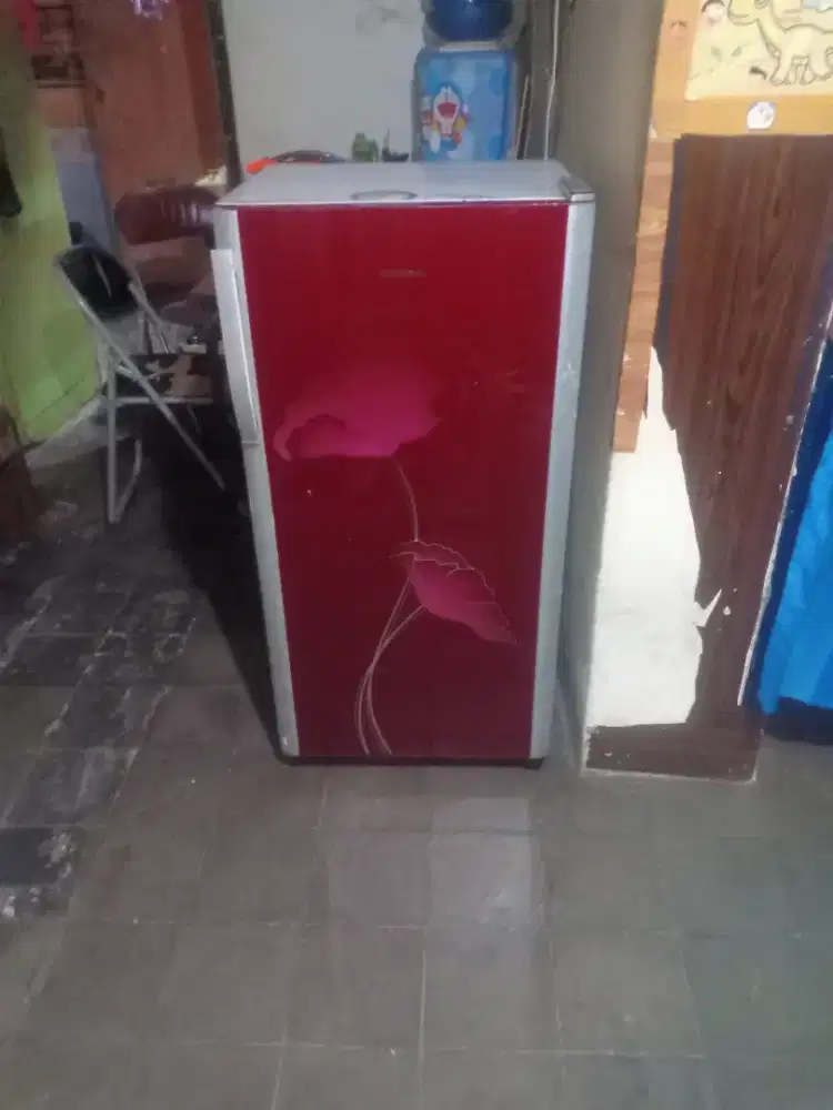 Jual kulkas Polytron 1 pintu mesin ori dingin beku normal bisa diantar