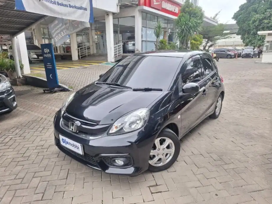 LOW DP Honda Brio Satya 1.2 E Bensin-AT 2017 7ZH