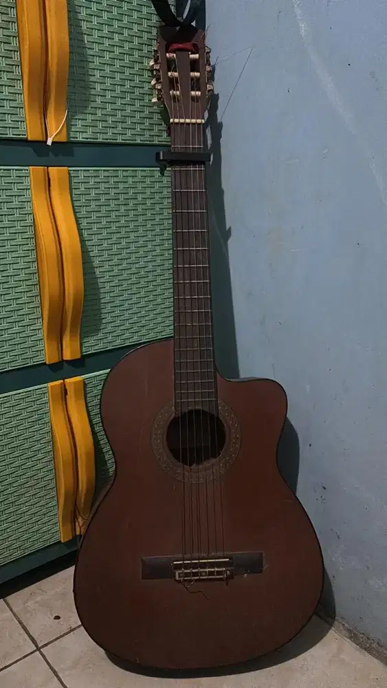 Gitar Point akustik original