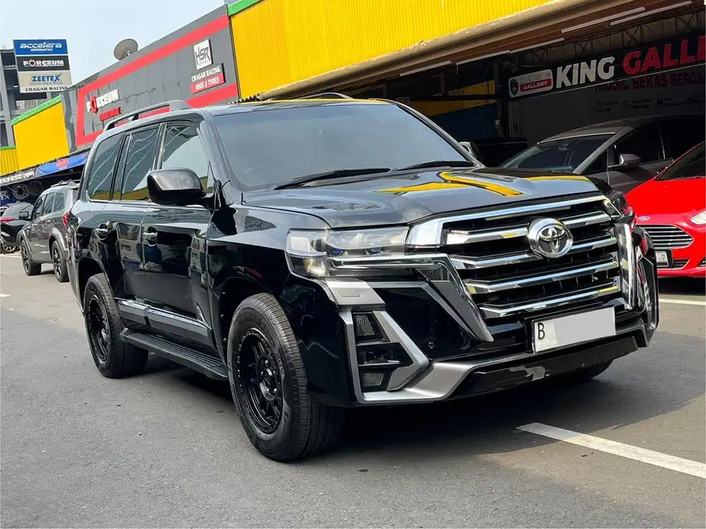 TERMURAH!! LAND CRUISER 200 4.7 AT HITAM 2008