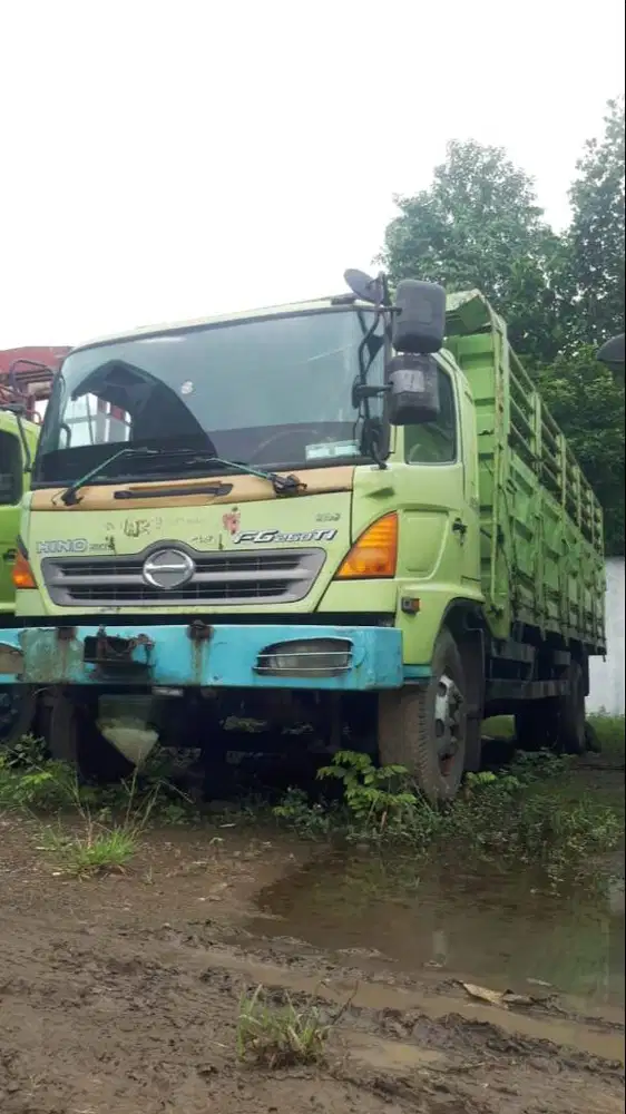 DIJUAL TRUK HINO FG2350TI