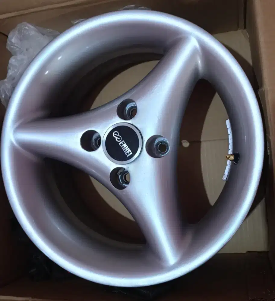 Velg Antera Palang 3 ring14 PCD 4 x 100