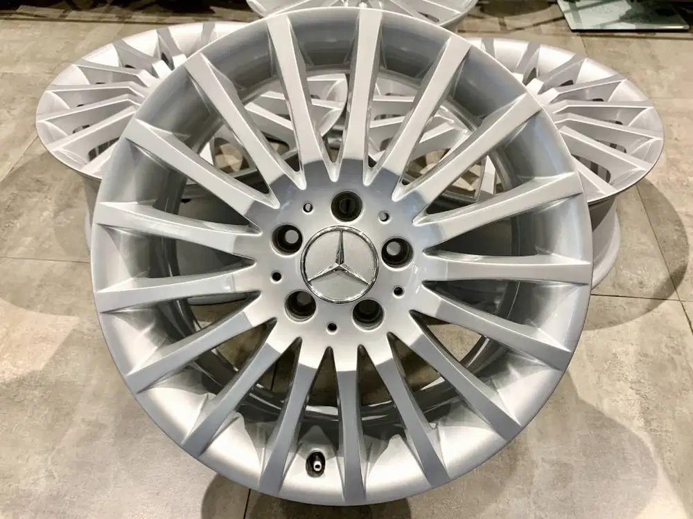 Velg OEM Mercedes Benz C300 W204, R-17, Lebar 7.5 - 8.5, PCD 5x112