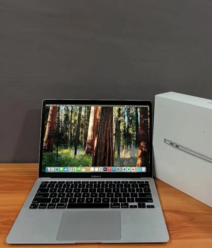 Terima Jual Beli Macbook Pro Air M1 M2 M3 M4 iPhone iPad Ditampung