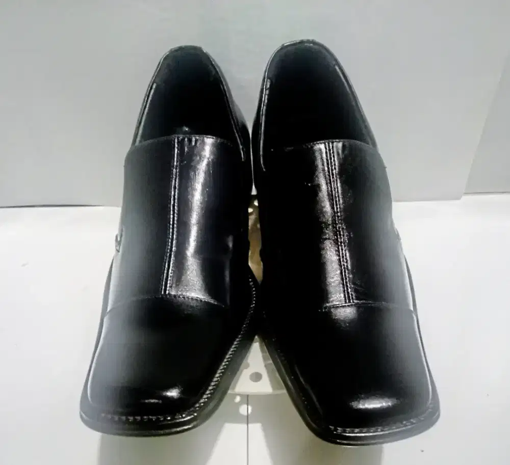 Versace - Sepatu Pria Kekinian Kulit Import Original