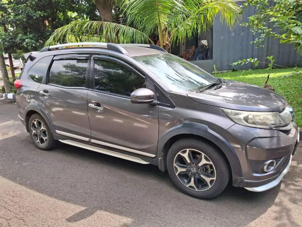 HONDA BR-V PRESTIGE (2016)