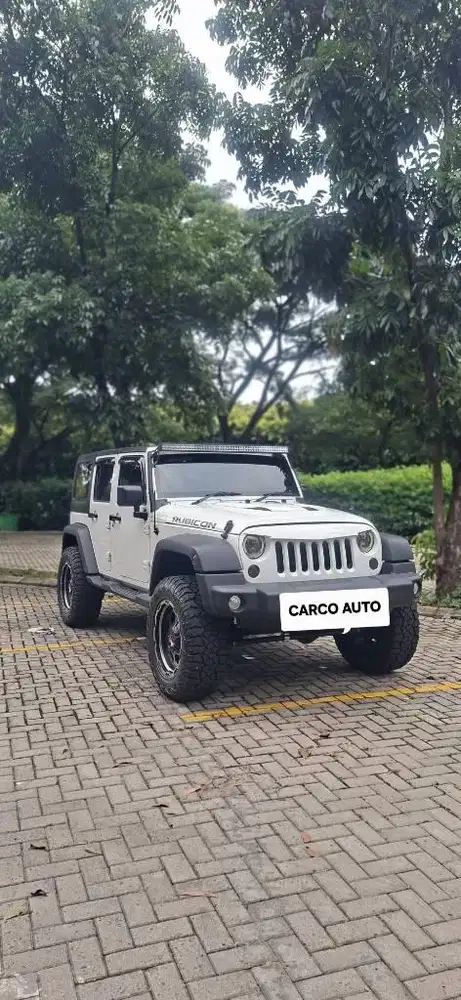 Jeep Wrangler Rubicon 3.6L 2012 Putih Low Km