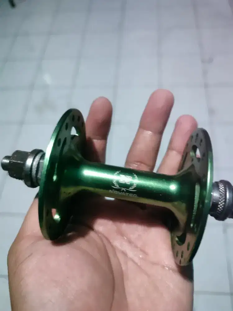 Hub Ban Depan Novatec