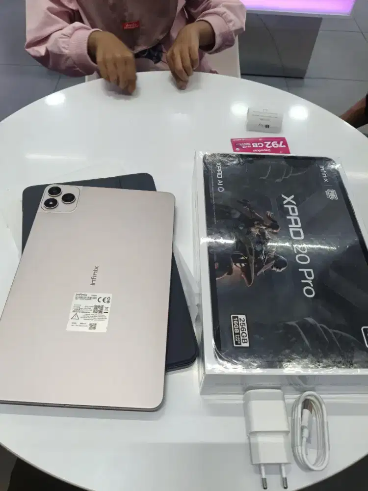 Ready semua merek Tab ,New resmi garansi 1 tahun