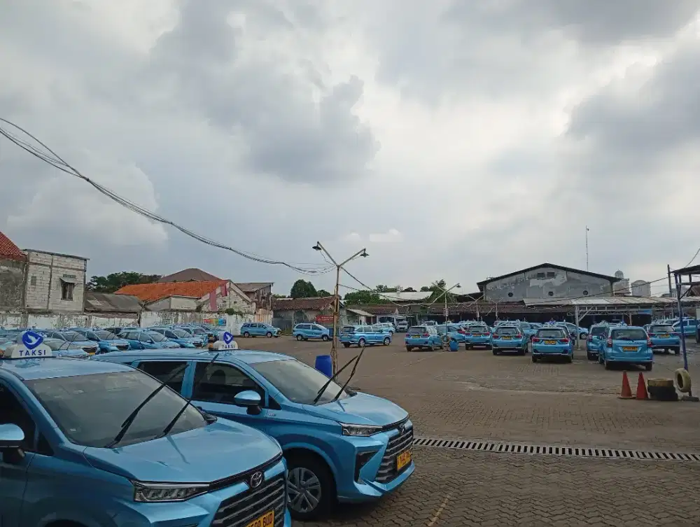 Lowongan Driver Blue Bird Palmerah