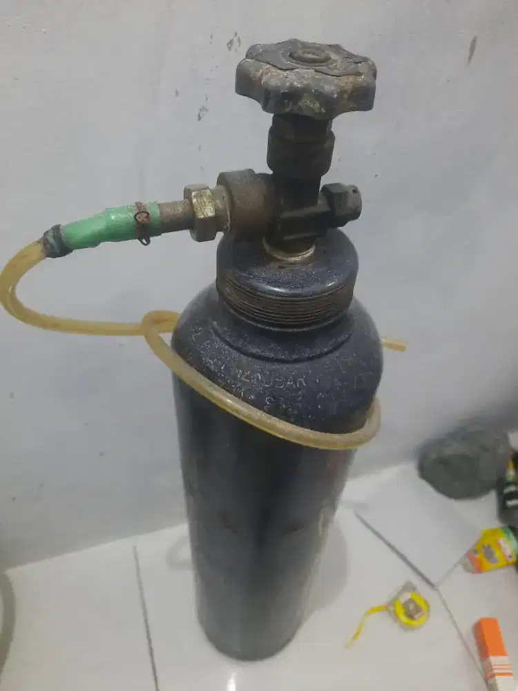 Tabung oxygen untuk ikan