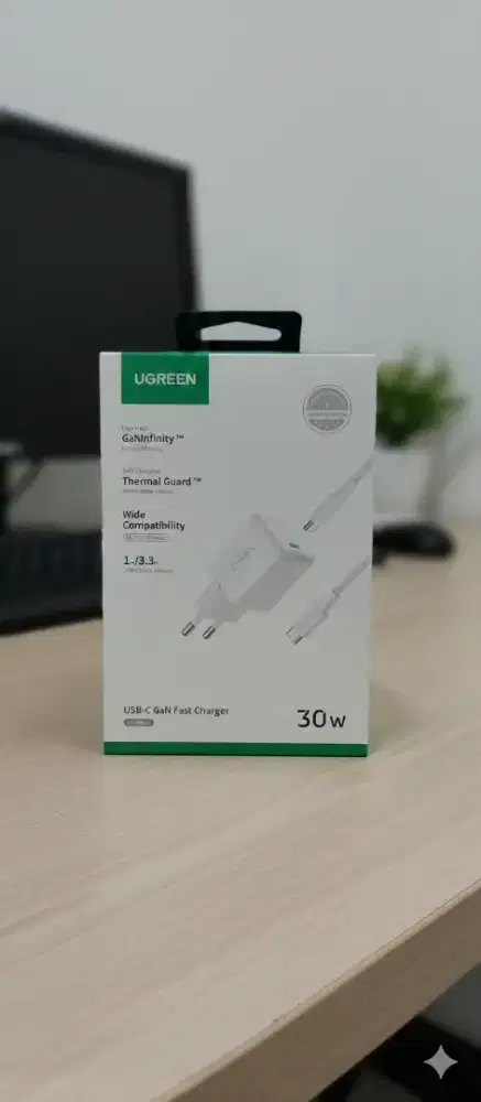 UGREEN ADAPTOR + CABEL ( USB-C to C)