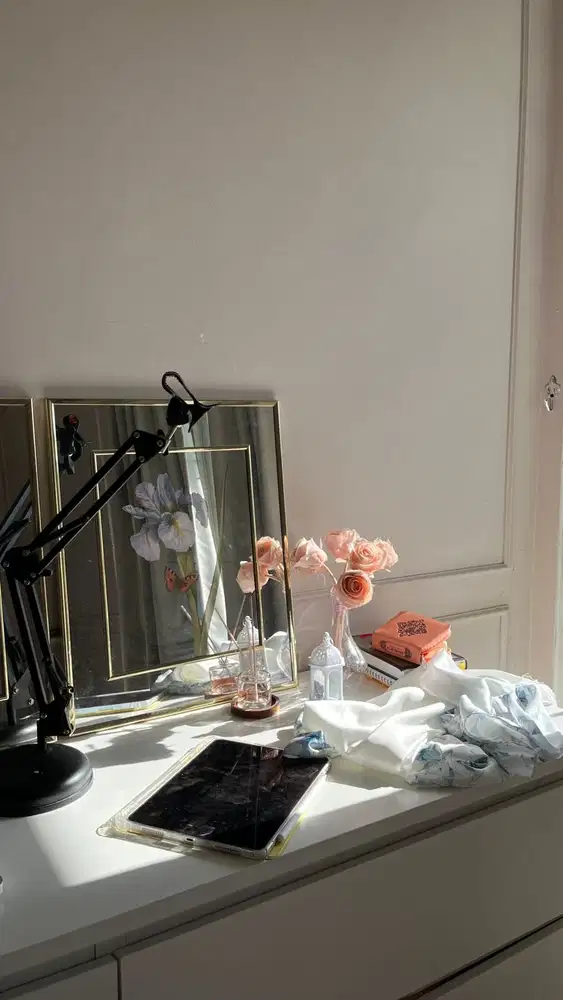 Lowongon Hybrid Content Creator, videografer, & social media spesialis