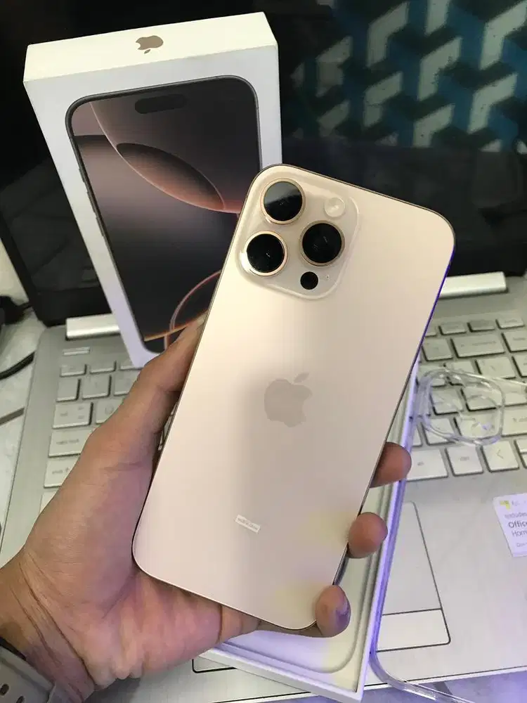 Iphone 16 pro max 256gb garansi ibox