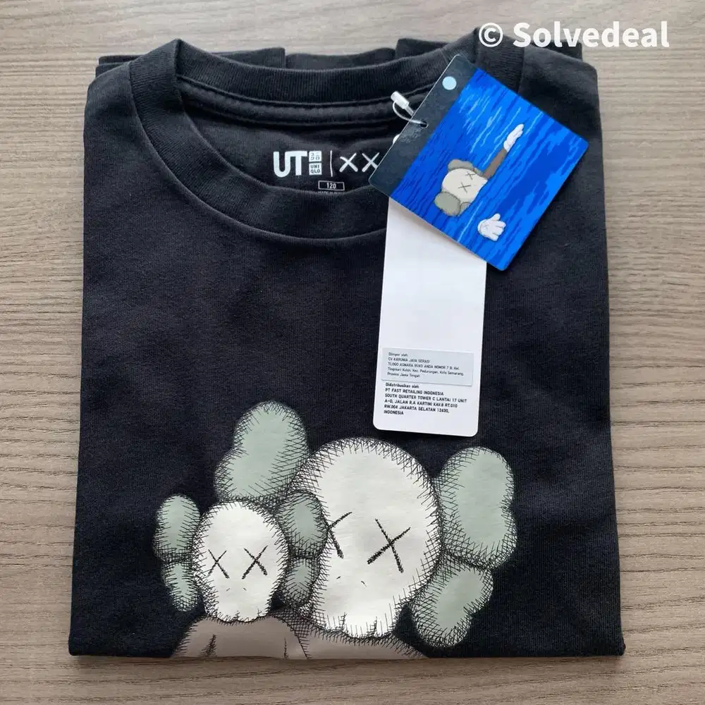 Kaos Uniqlo Kaws Hitam Kids
