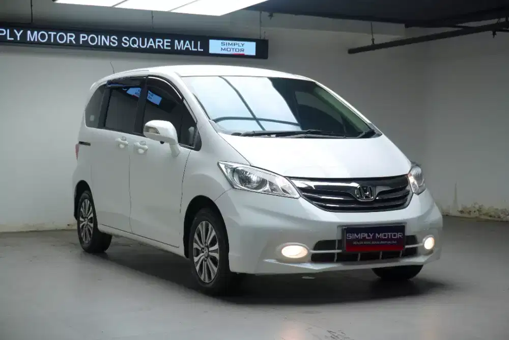 Honda Freed E PSD 1.5 AT 2013