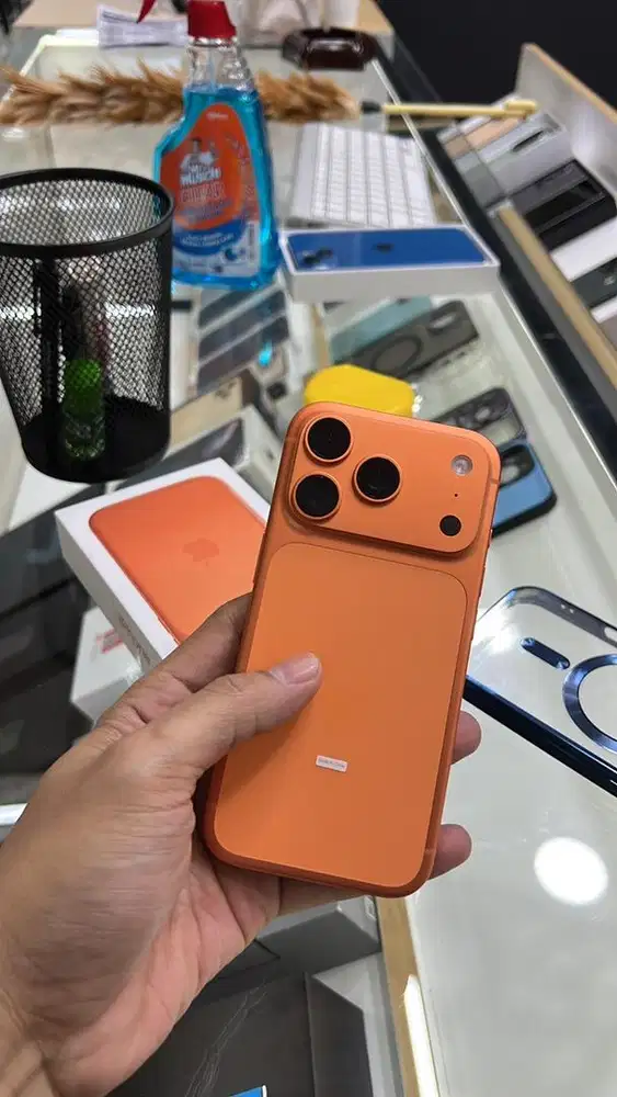 iPhone 17 pro 256gb cosmic orange iBox belum pakai