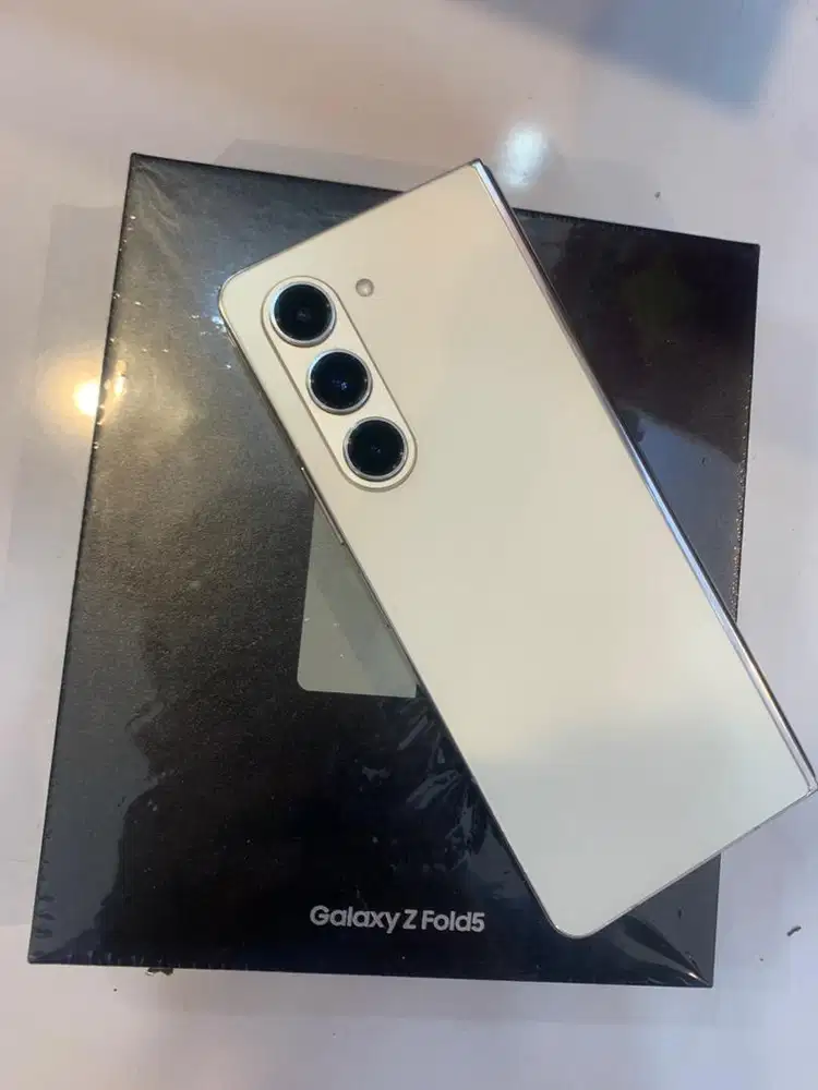 Samsung Z fold 5 512gb