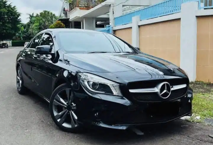 Mercedes-Benz CLA200 2014 Bensin