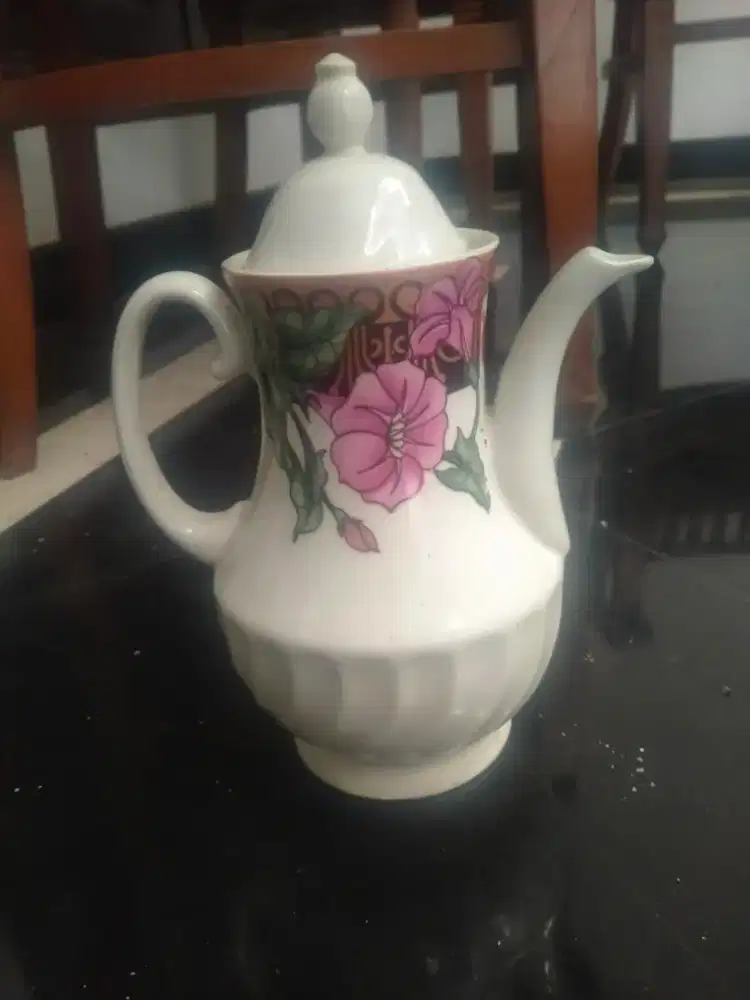 Teko antik bunga Made japan