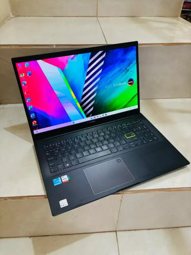 Laptop ASUS Vivobook OLED Intel Core I3 Gen 11 Ram 8 Ssd 512 Gb