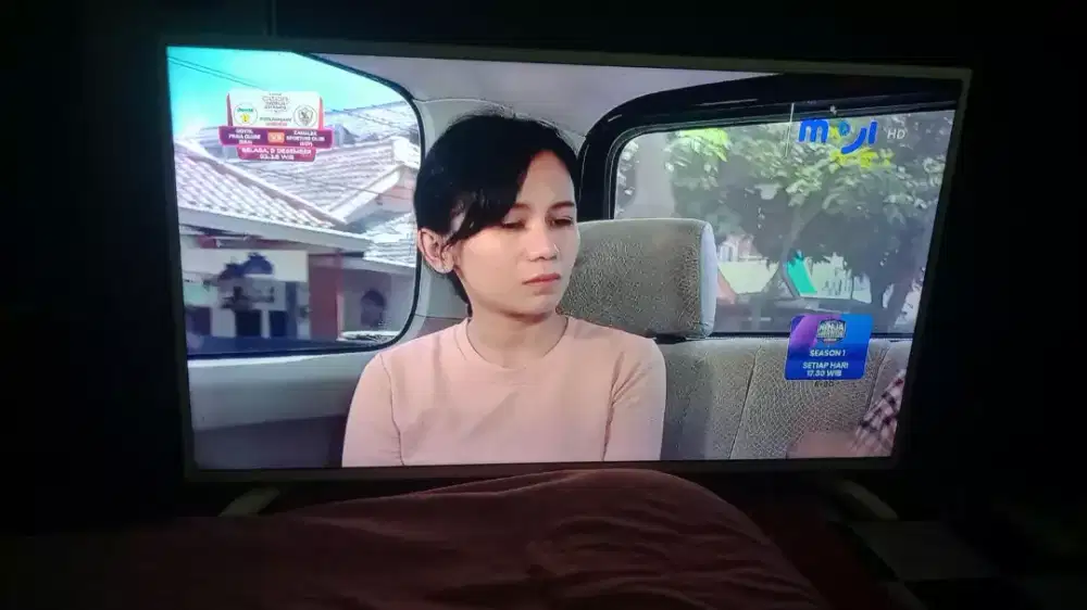 Tv sharp 40in + setbox