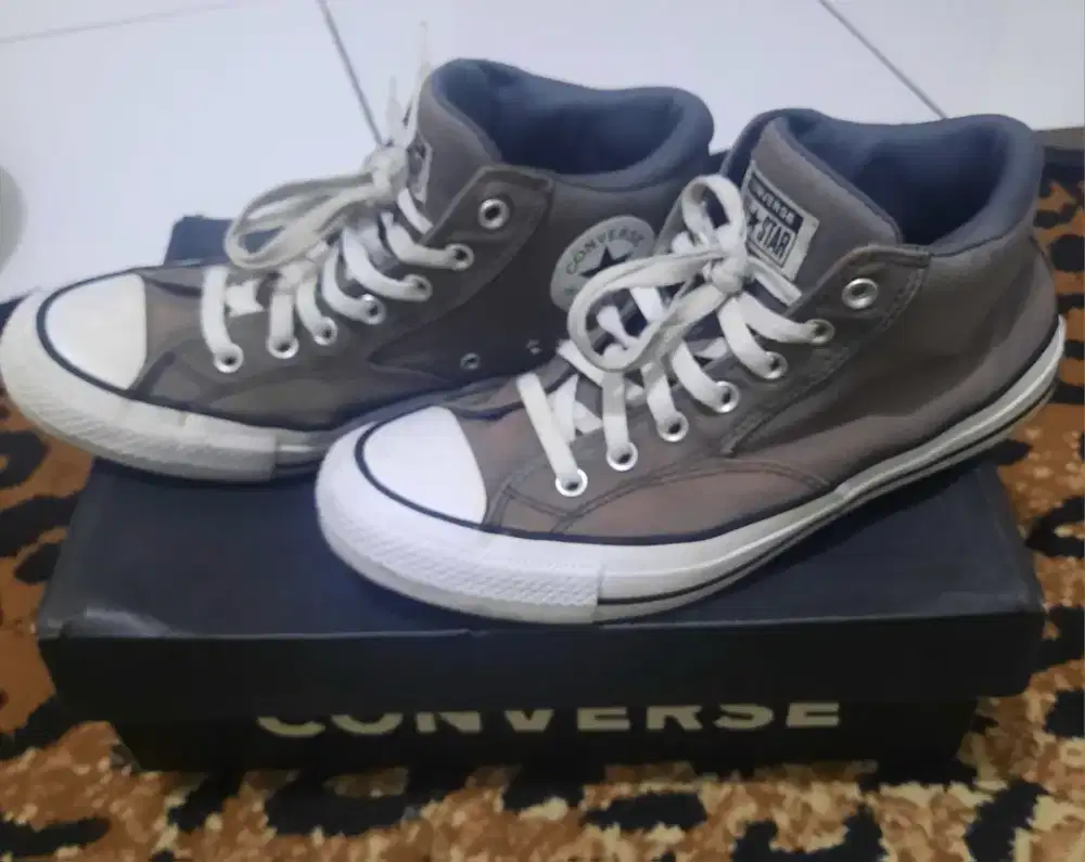 Converse iron grey Mid