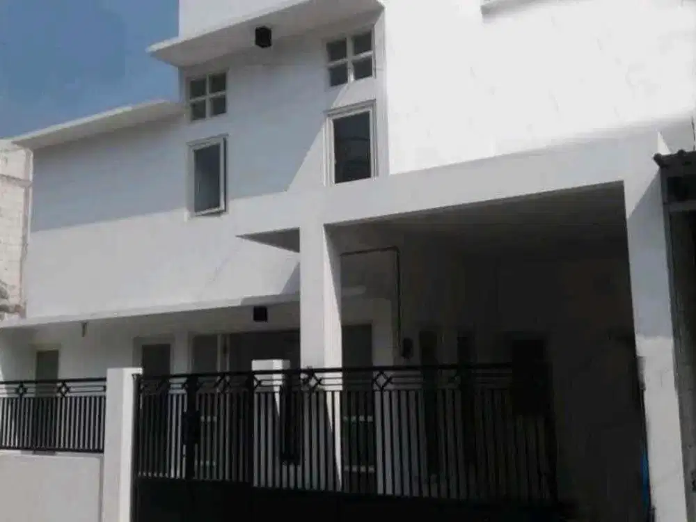 Rumah De Alamuda Residence Wiyung Surabaya Barat Murah