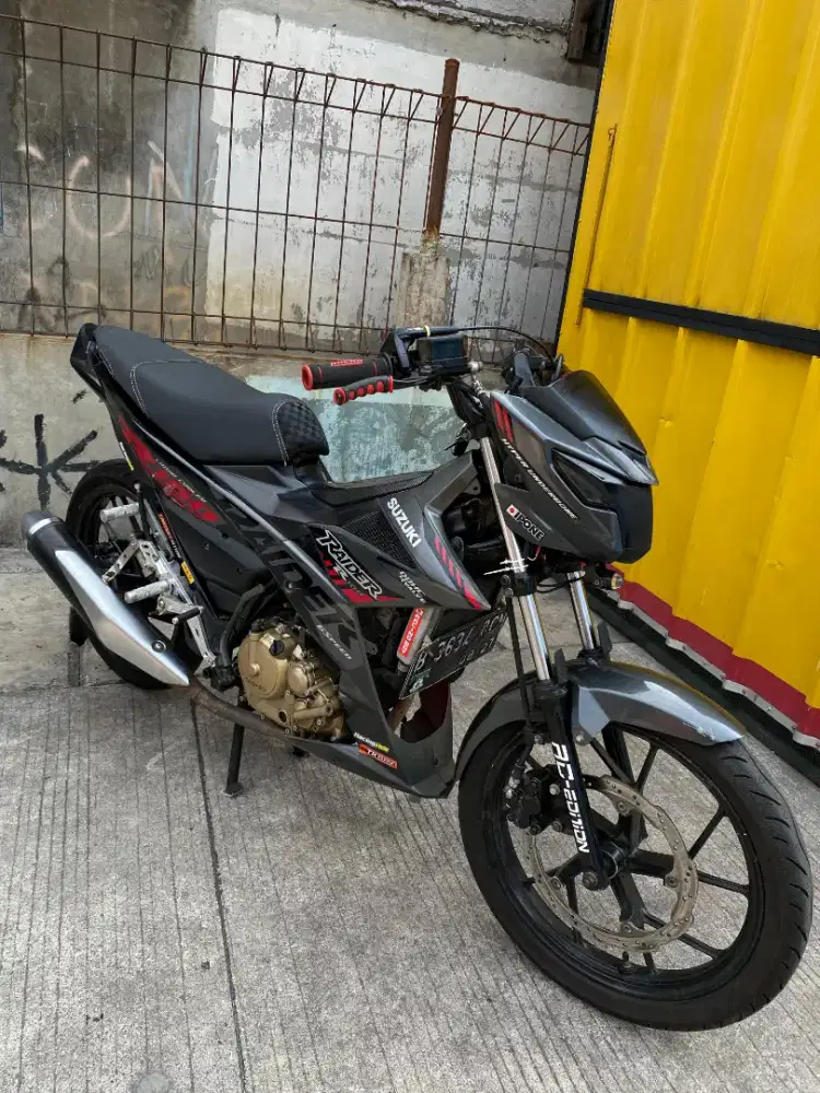 Satria FU 150 injeksi 2016 Black