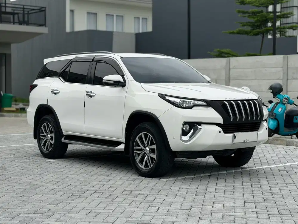 Toyota Fortuner VRZ 2016 / 2017 Istimewa Diesel AT Pajak Baru
