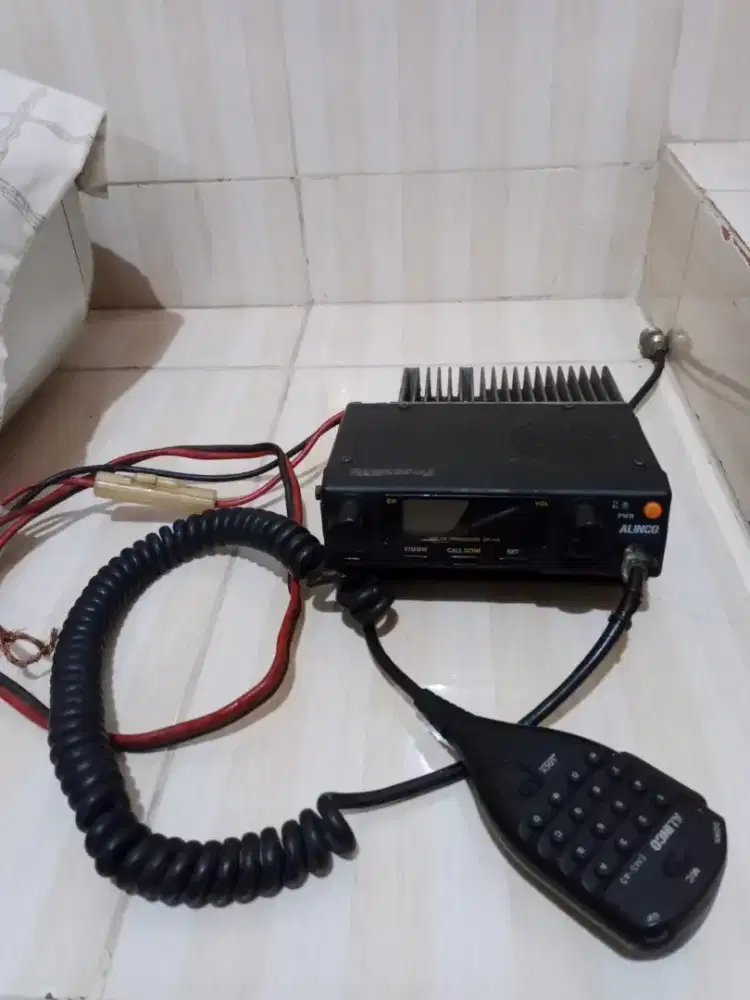 DIJUAL RADIO RIG ALINCO DR 140 VHF RX AIR BAND