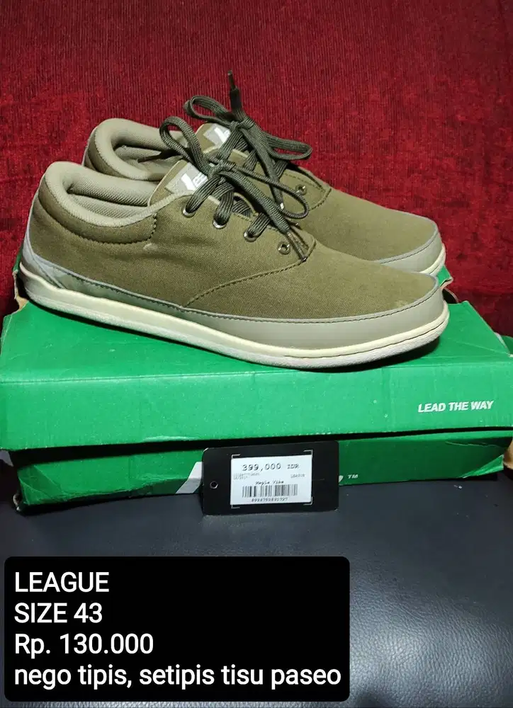 SEPATU LEAGUE SIZE 43
