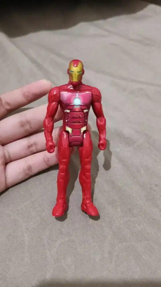 Mini figure iron man