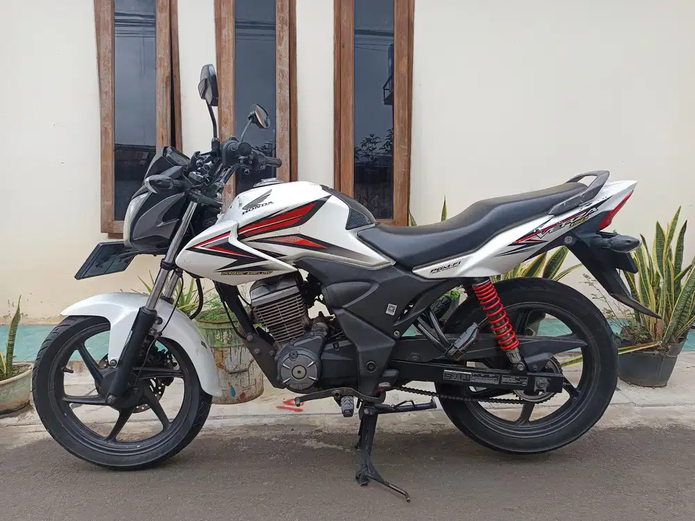 For sale verza 2014 bagus