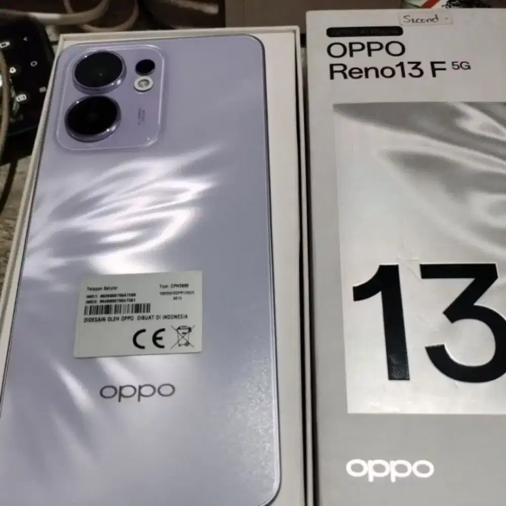 Oppo reno 13 F,5 G second