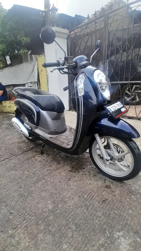 Bismillah jual honda scoopy esp thn 2016