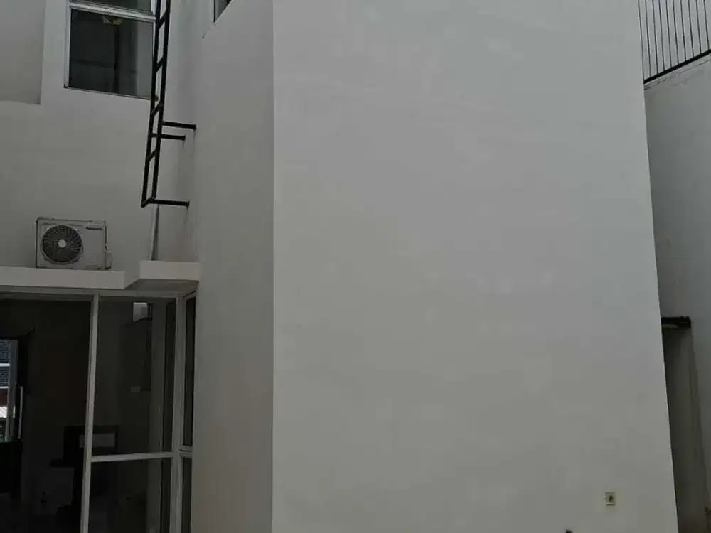 Dijual Rumah 2.5 lantai di Citra 7, Kalideres, Jakarta Barat