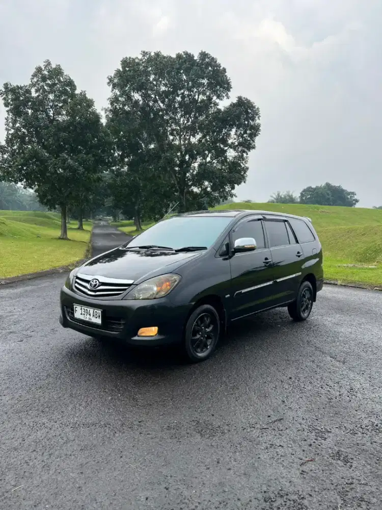 Innova G Bensin 2010